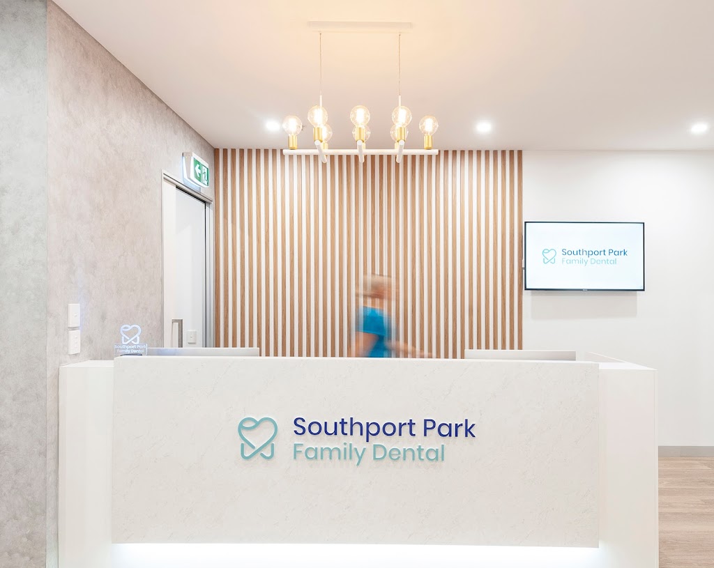 Southport Park Family Dental - Dentist Southport | dentist | Shop 30, Southport Park Shopping Centre, 163 Ferry Rd, Southport QLD 4215, Australia | 0756557688 OR +61 7 5655 7688