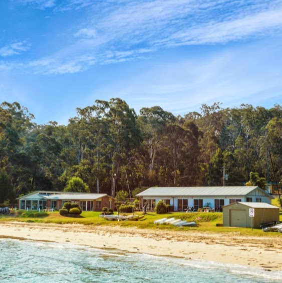 Quarantine Bay Beach Cottages | 31 Quarantine Bay Rd, Eden NSW 2551, Australia | Phone: 0419 543 760