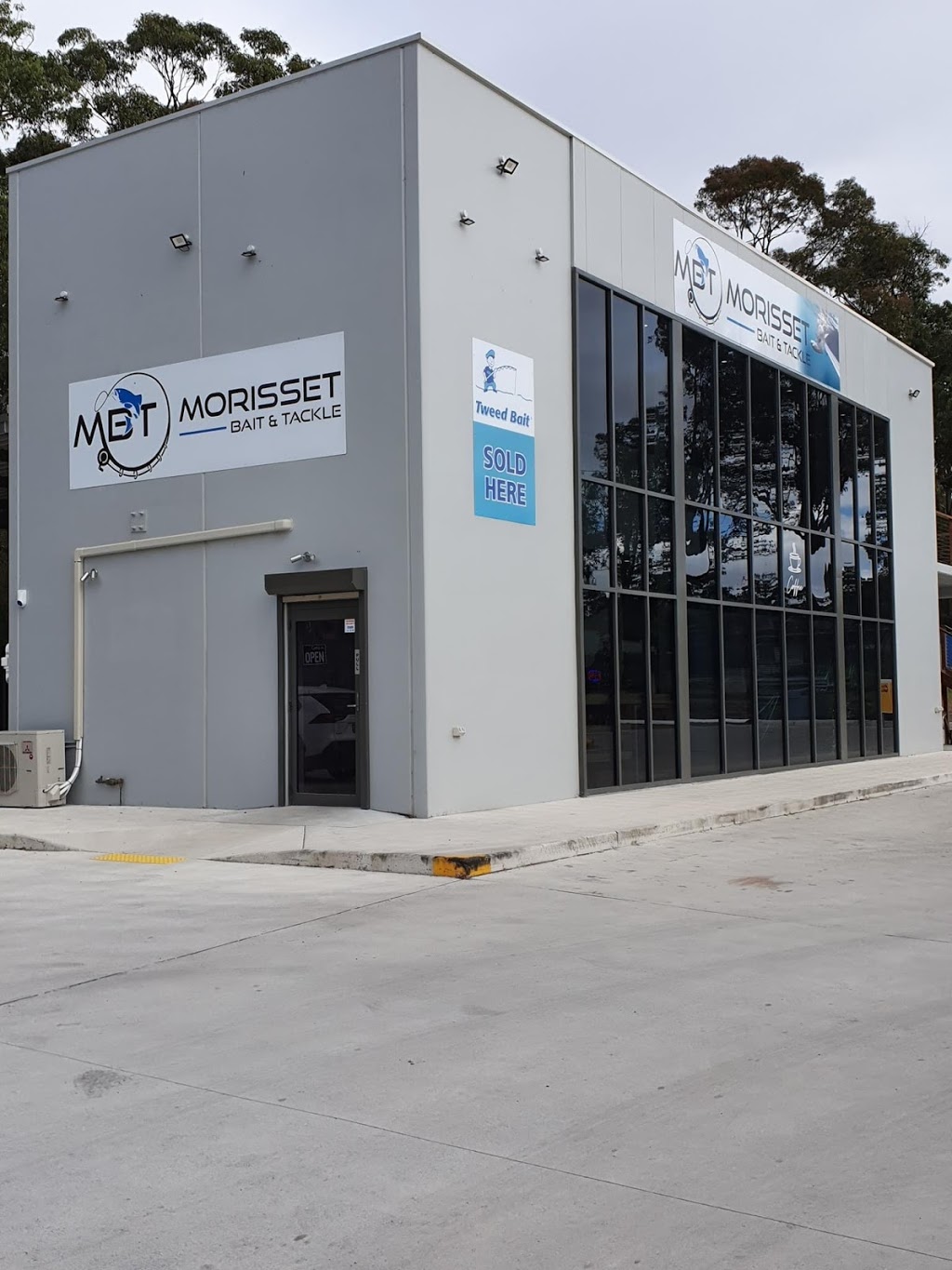 MBT-Morisset Bait & Tackle | 606 Fishery Point Rd, Morisset NSW 2264, Australia | Phone: (02) 4063 0003