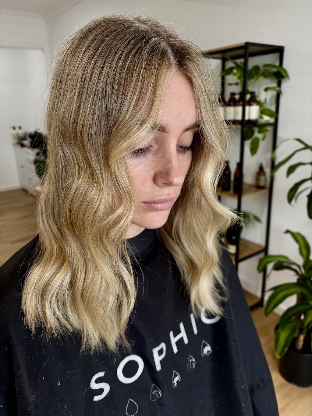 Ally The Hair Studio | 37 Carlingford Cct, Warner QLD 4500, Australia | Phone: 0412 429 321