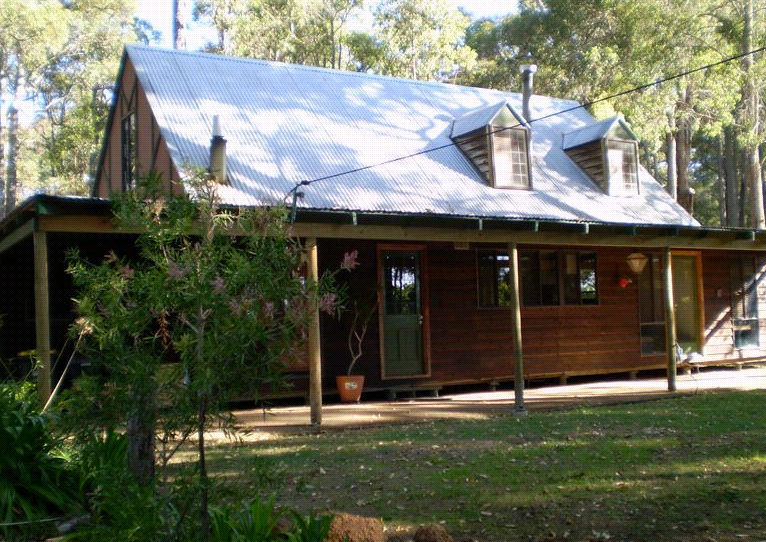 Snottygobble House | real estate agency | 1 Forest View Rd, Dwellingup WA 6213, Australia | 0433398611 OR +61 433 398 611
