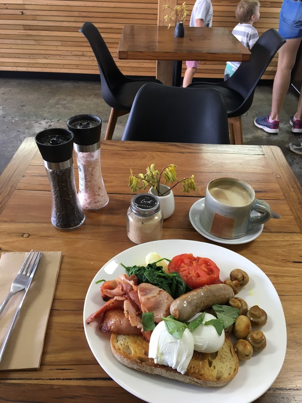 The Local. Inverloch | cafe | 3/2-4 Williams St, Inverloch VIC 3996, Australia | 0356743600 OR +61 3 5674 3600