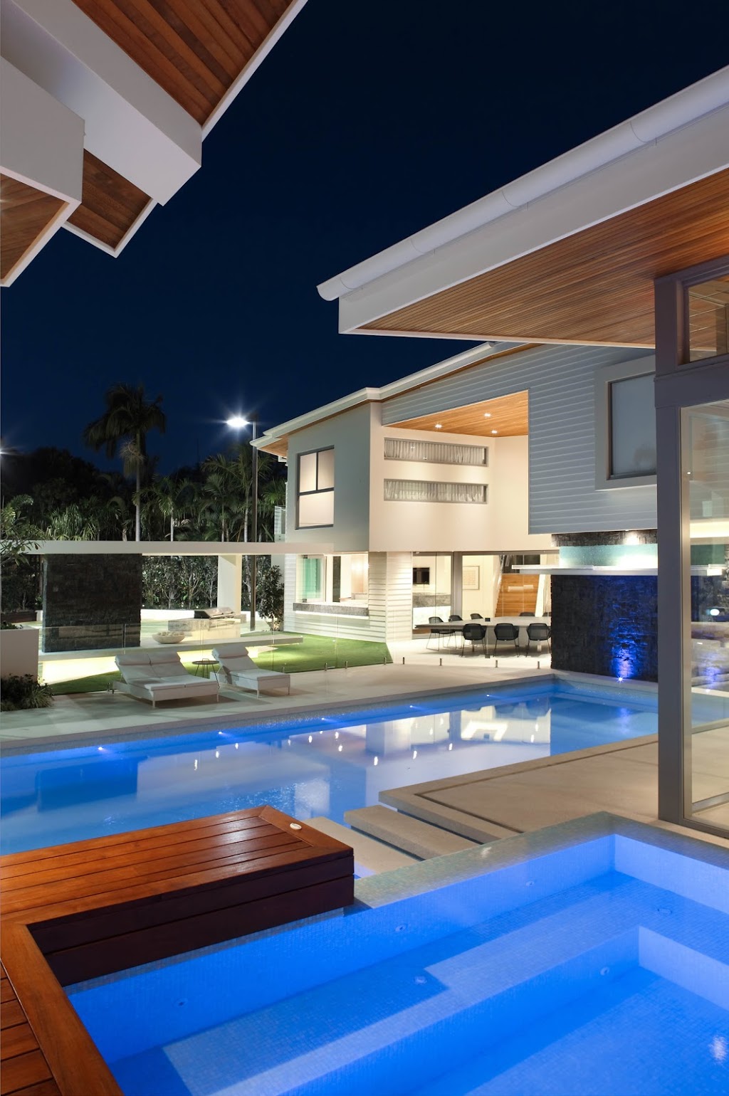 Racquet Retreat | 13 Wesley Ct, Noosa Heads QLD 4566, Australia | Phone: 0499 022 899