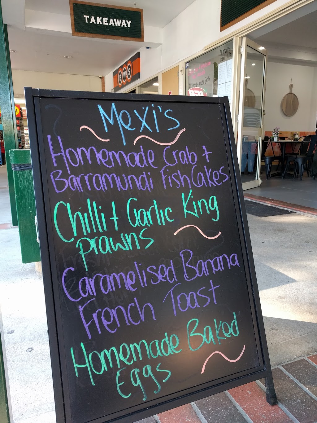 Mexis Cafe | 81 David Rd, Castle Hill NSW 2154, Australia | Phone: (02) 9899 8144