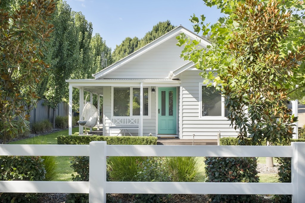 Bright Boutique Accommodation | 125 Gavan St, Bright VIC 3741, Australia | Phone: 0488 554 888