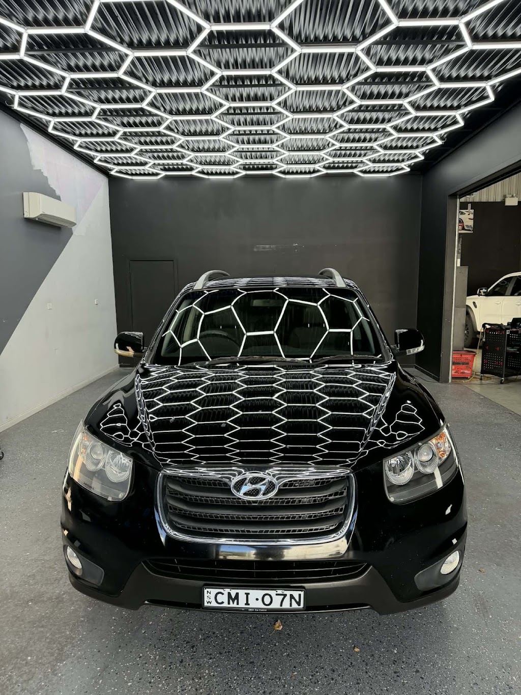 VIP Car Care Paint Protection & Gas Struts Newcastle | 3a/16 Mitchell Rd, Cardiff NSW 2285, Australia | Phone: 0401 919 273