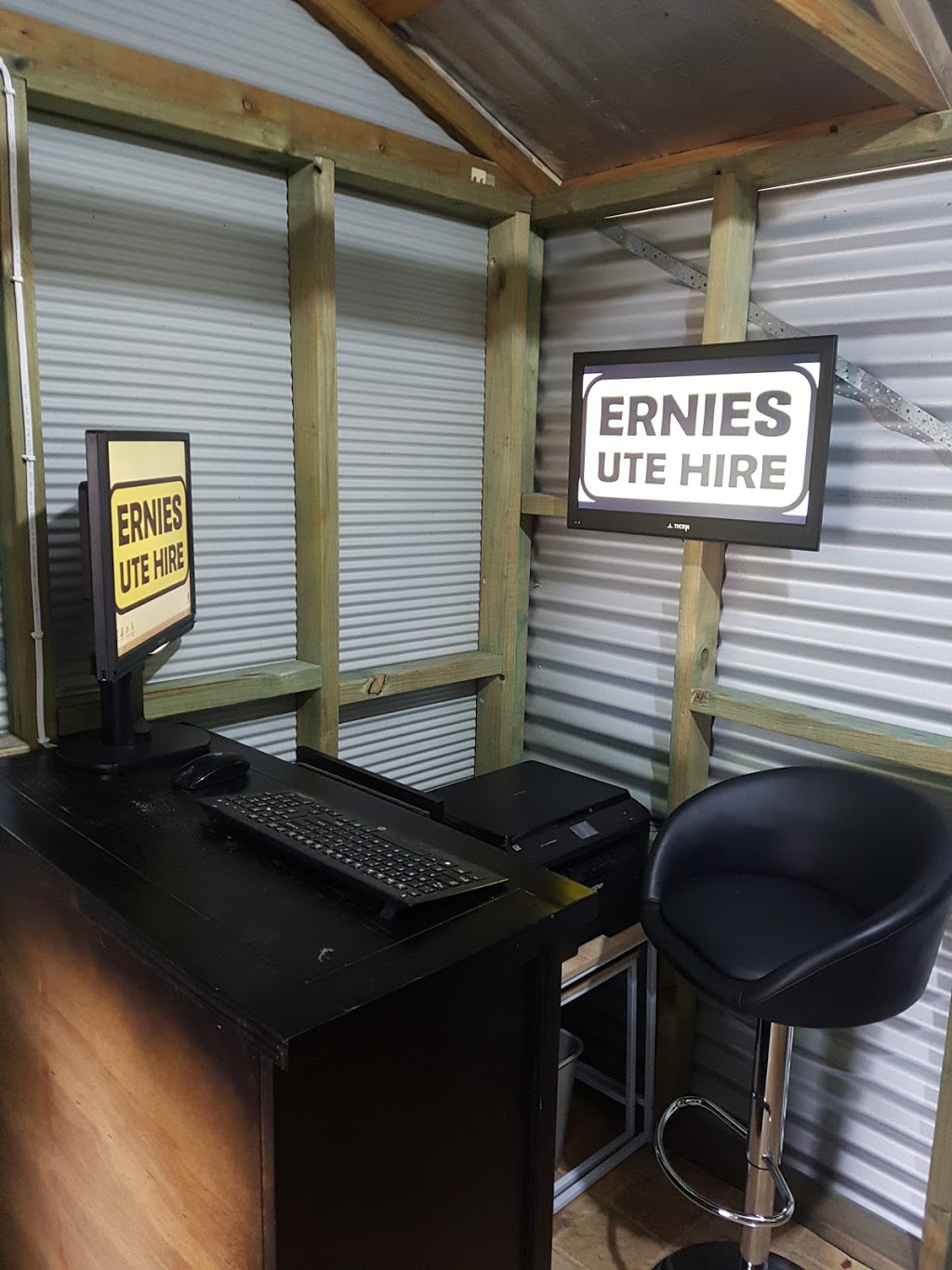 Ernies Ute Hire | 1/65 Old Kent Rd, Kentlyn NSW 2560, Australia | Phone: 0403 848 949