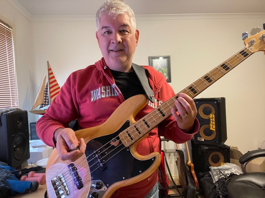 Jonathan Randall Bass Guitar Lessons | 6 The Pkwy, Patterson Lakes VIC 3197, Australia | Phone: 0481 755 143