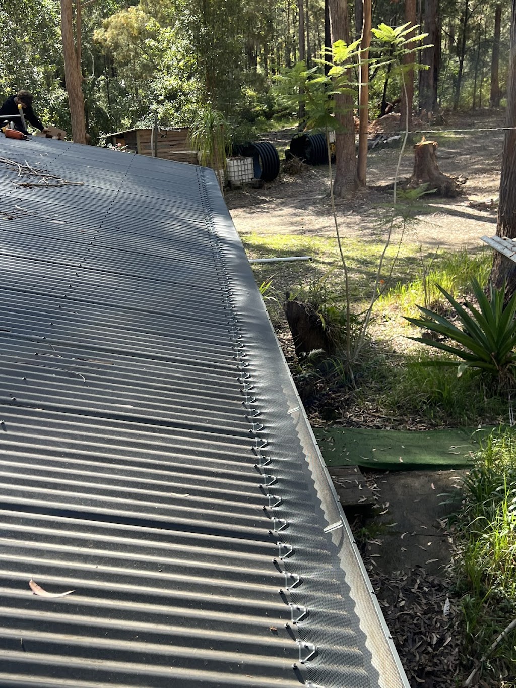 K.L.C roofing | 13 Tropic Gardens Dr, Smiths Lake NSW 2428, Australia | Phone: 0422 896 517