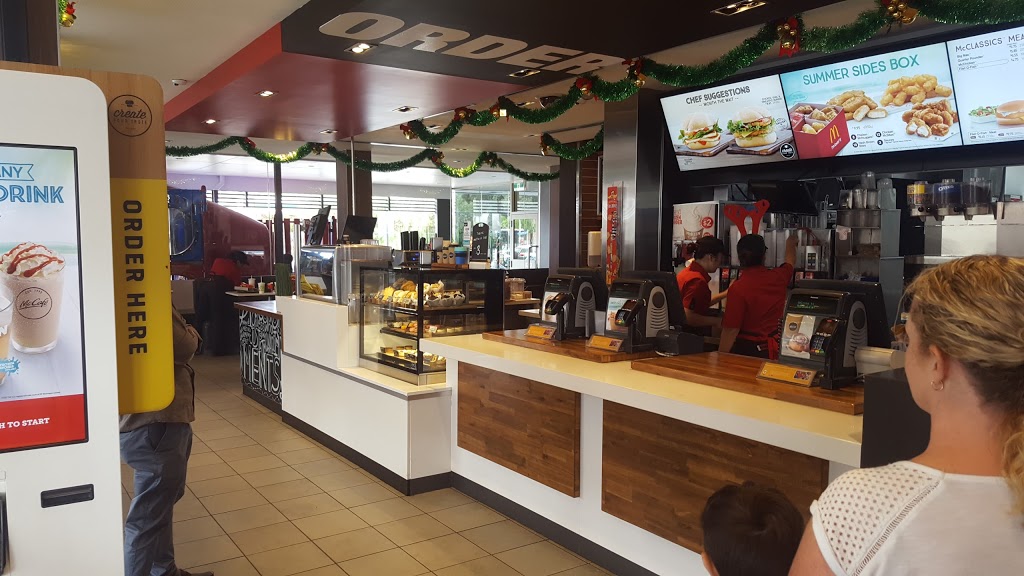 McDonalds Lakemba | meal takeaway | 804 Canterbury Rd, Roselands NSW 2196, Australia | 0297403293 OR +61 2 9740 3293