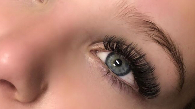 iLash & Bronze - Professional Eyelash Extensions & Spray Tanning | hair care | 4 Caravel Cres, Shell Cove NSW 2529, Australia | 0404855712 OR +61 404 855 712