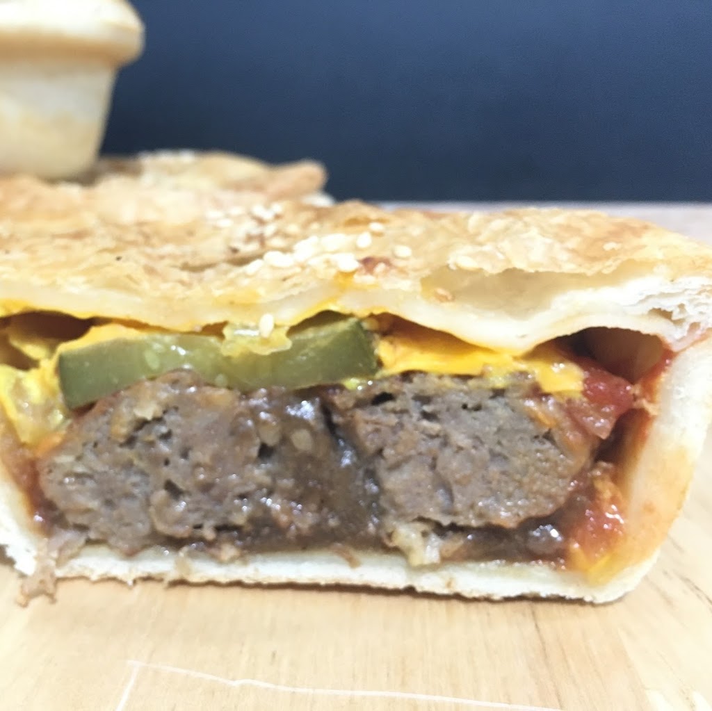 Southern Pies | 2/23 Concorde Way, Bomaderry NSW 2541, Australia | Phone: (02) 4402 8218