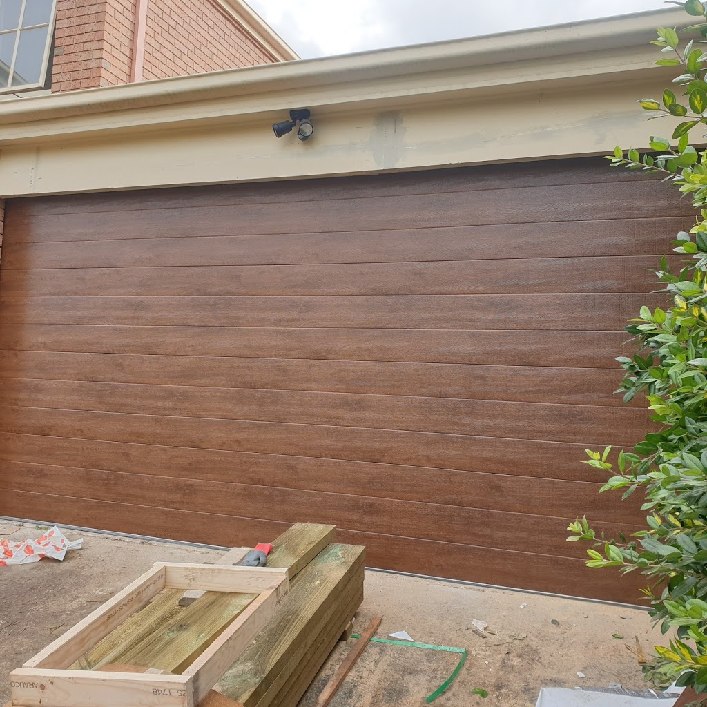Arcade Garage Doors | 31 Bluebell Dr, Craigieburn VIC 3064, Australia | Phone: 0403 792 300
