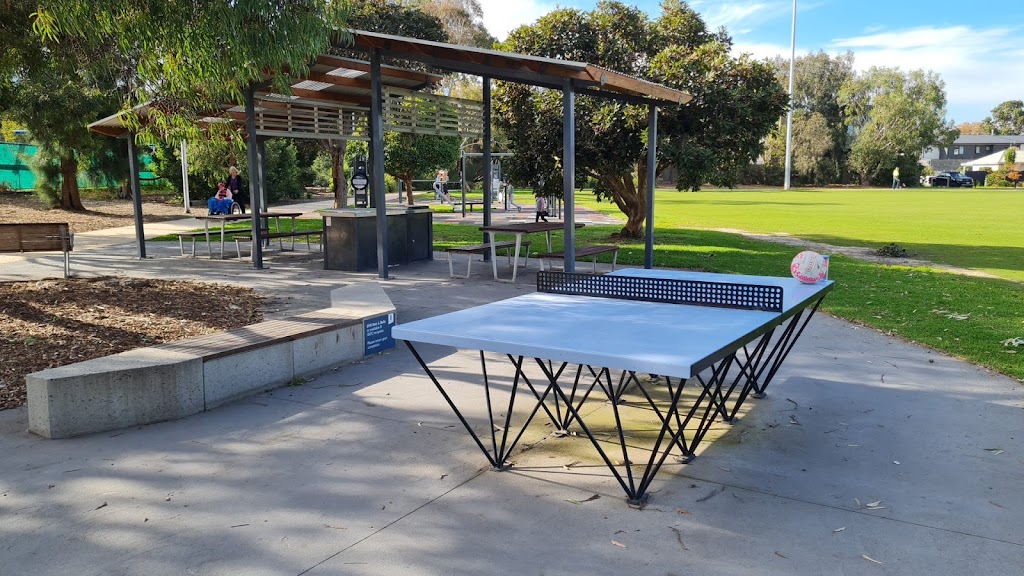 Moorabbin Reserve | park | Moorabbin VIC 3189, Australia | 0395800711 OR +61 3 9580 0711