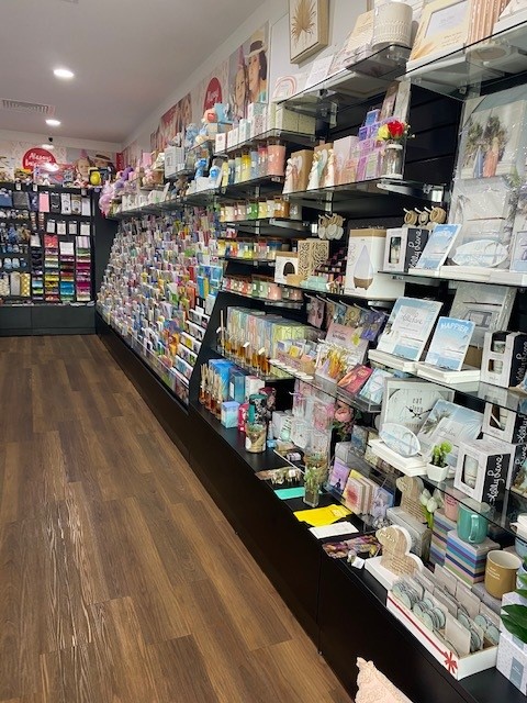news extra Village | Shop 6/23-29 Oak St, Andergrove QLD 4740, Australia | Phone: (07) 4848 1750