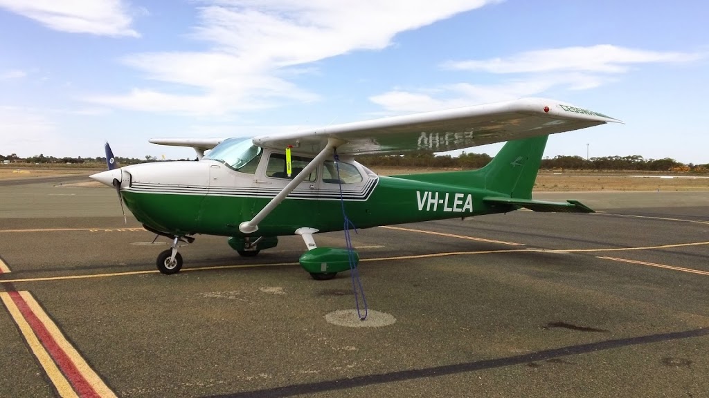 Sunraysia Flying School | 10 Alan Mathews Dr, Mildura VIC 3500, Australia | Phone: 0429 221 787