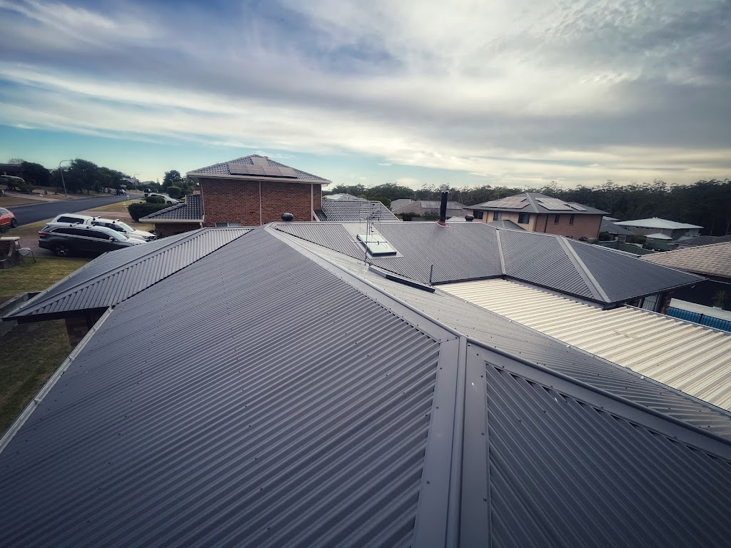 Spark Roofing & Guttering PTY LTD | 52 Pacific Cres, Ashtonfield NSW 2323, Australia | Phone: 0481 248 975