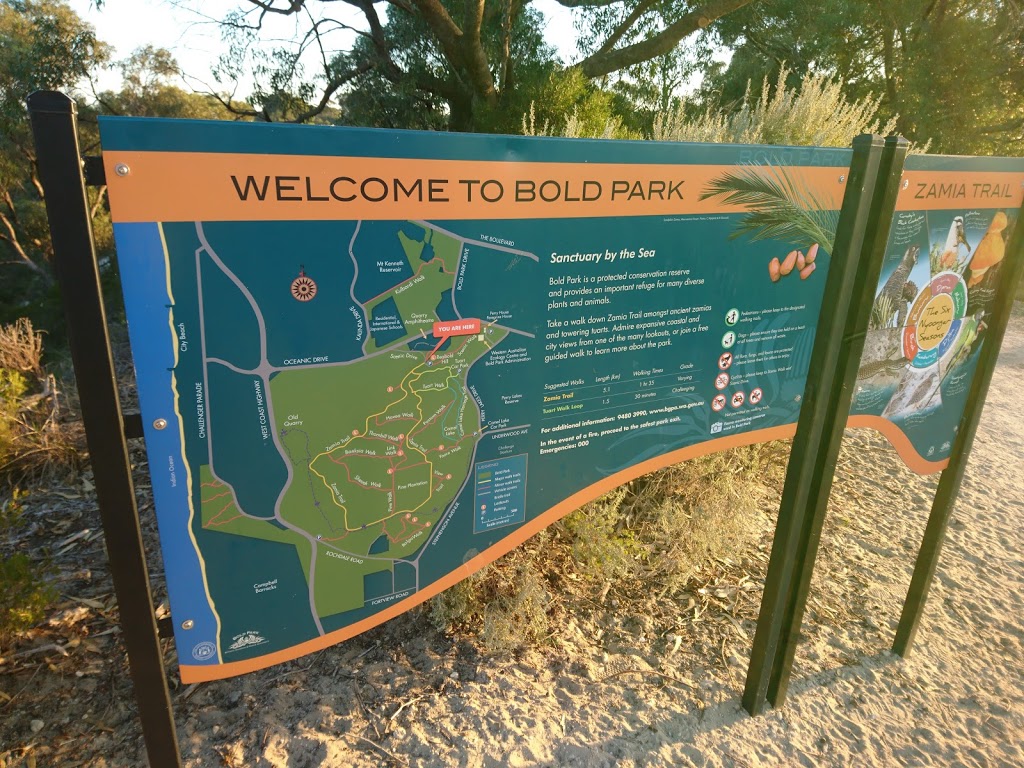 Reabold Hill car park | park | Zamia Trail, City Beach WA 6015, Australia