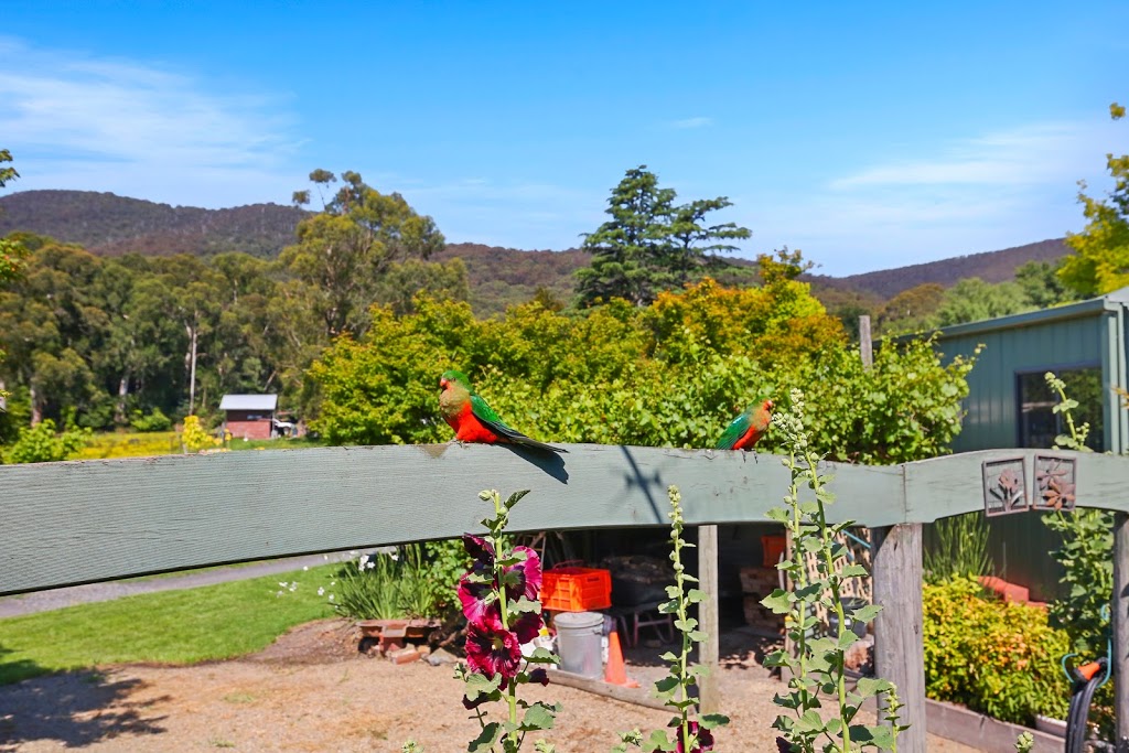 The Postmasters Cottage | 2874 Warburton Hwy, Wesburn VIC 3799, Australia | Phone: 0438 795 190