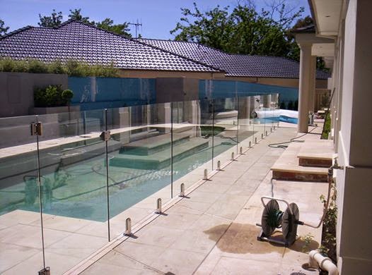 Glass Pool Fencing Canberra | general contractor | 8 Emily Bulcock Cres, Gilmore ACT 2905, Australia | 0418285124 OR +61 418 285 124