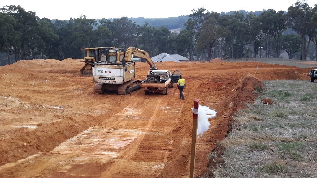 Kannys Earthmoving | 12 Doust St, Manjimup WA 6258, Australia | Phone: (08) 9771 2452