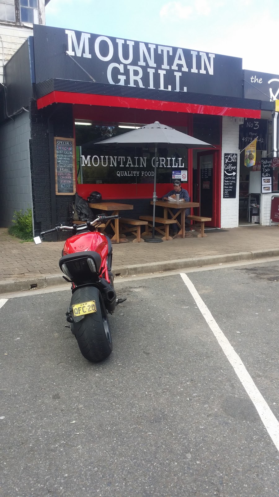 Mountain Grill | meal takeaway | 4/521 Bells Line of Rd, Kurmond NSW 2757, Australia | 0245731506 OR +61 2 4573 1506