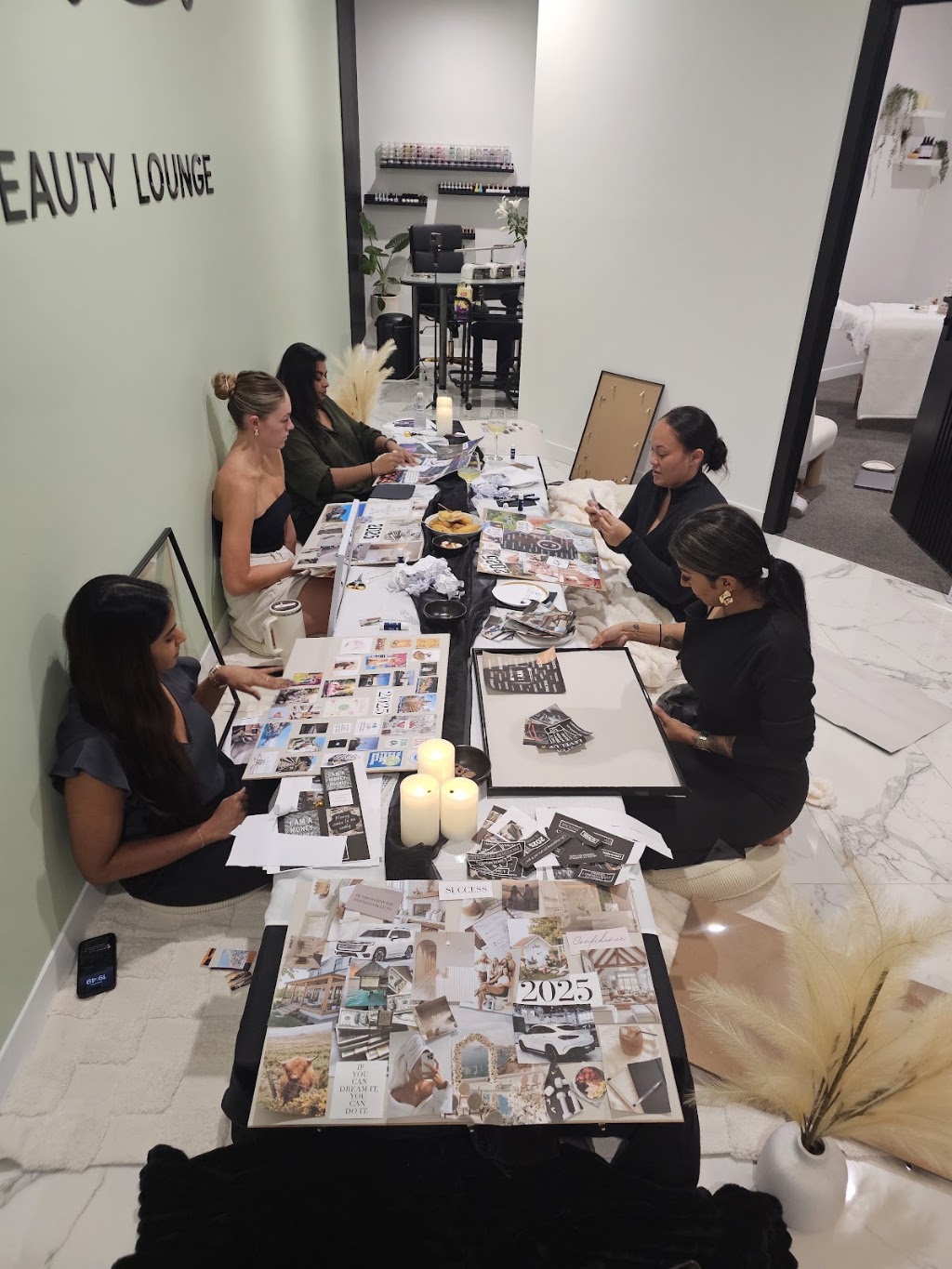 Glo & Co Beauty Lounge | 5/141 Maudsland Rd, Oxenford QLD 4210, Australia | Phone: (07) 5551 6274