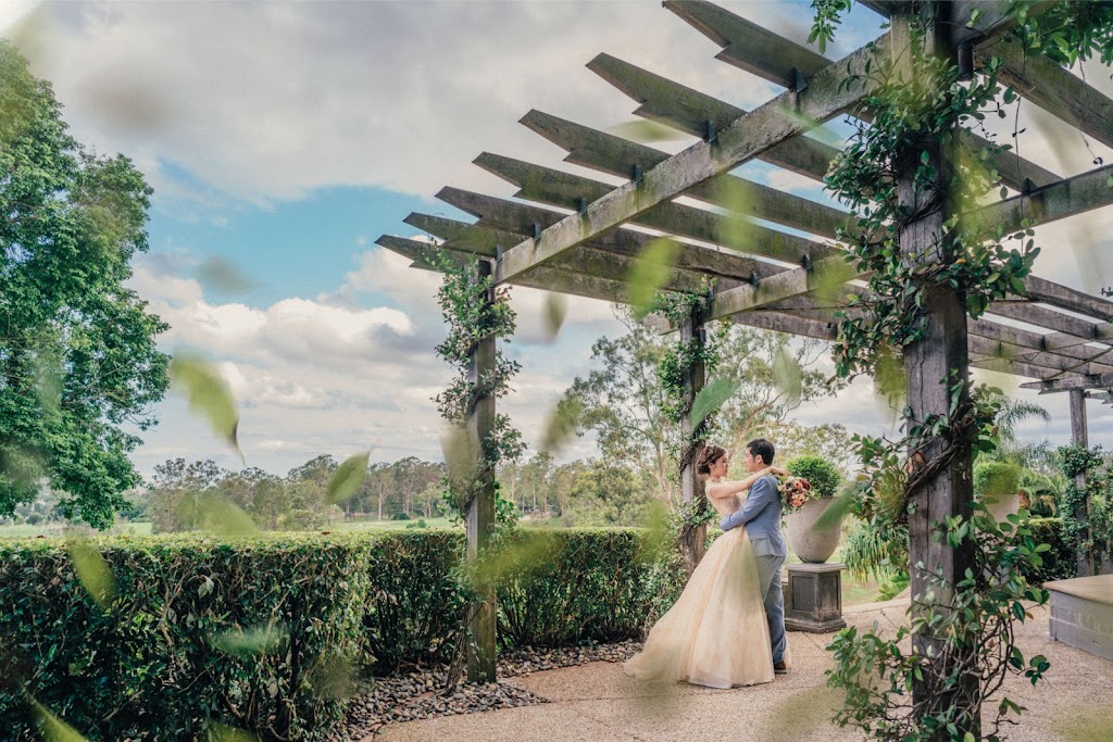 Nivekeel Wedding Photography | Ingluna Cct, Eight Mile Plains QLD 4113, Australia | Phone: 0419 641 340