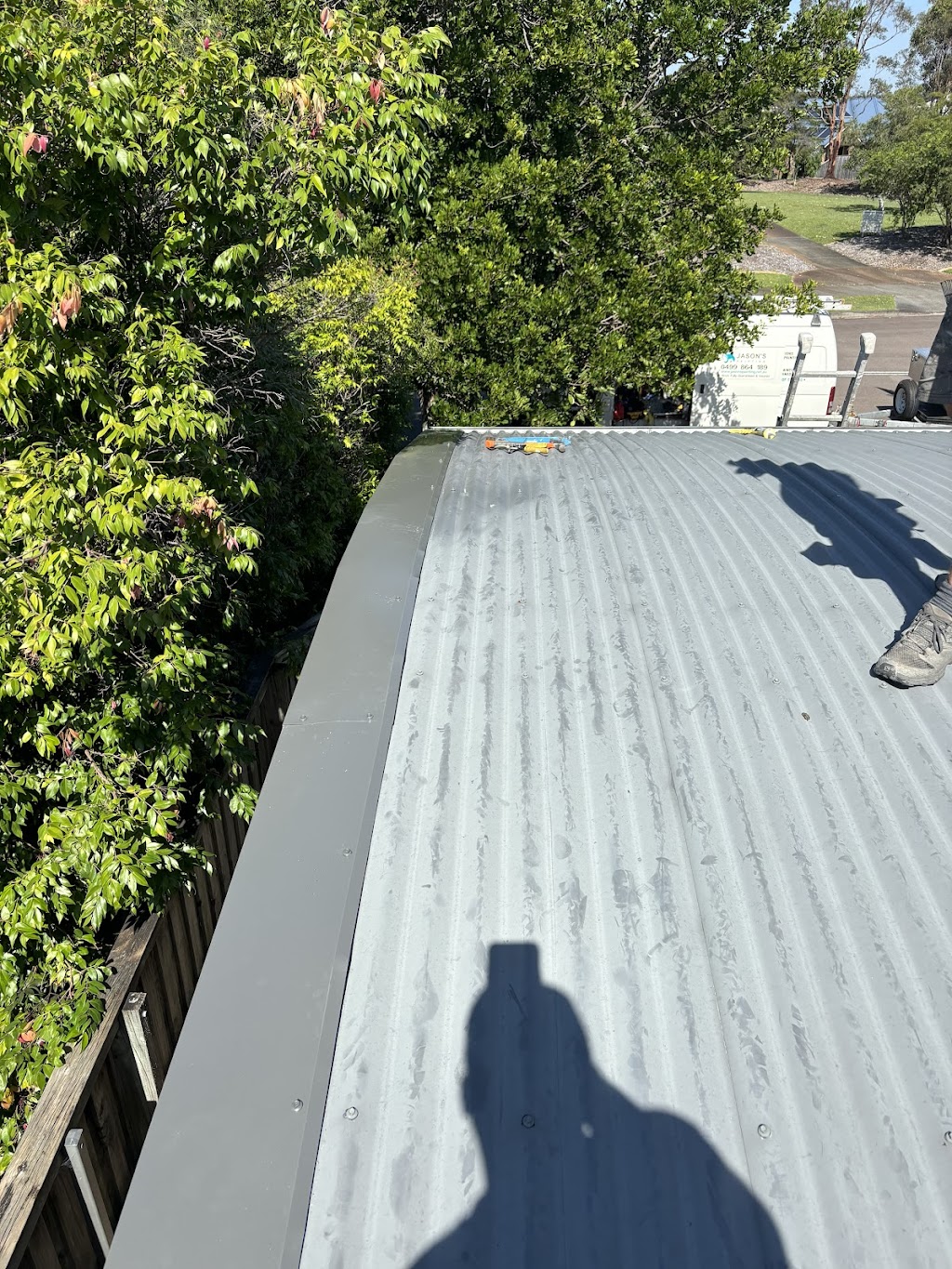 Jason’s painting and handyman services | 1-3 Lake Parade, East Corrimal NSW 2518, Australia | Phone: 0499 864 189