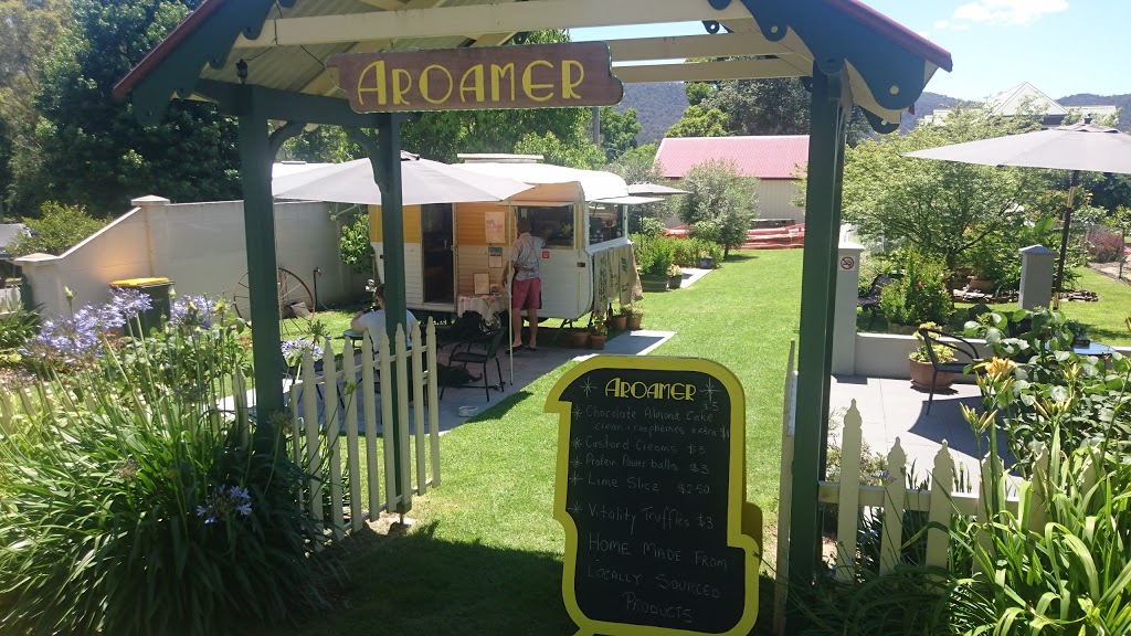 Aroamer Coffee Cakes & Condiments | cafe | 3789 Omeo Hwy, Eskdale VIC 3701, Australia | 0407004305 OR +61 407 004 305