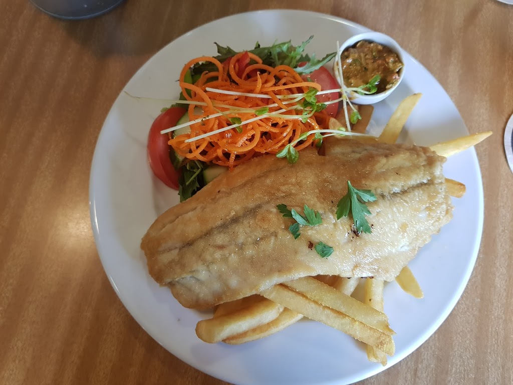 Railway Hotel | 2 Comyn St, Murtoa VIC 3390, Australia | Phone: (03) 5385 2241