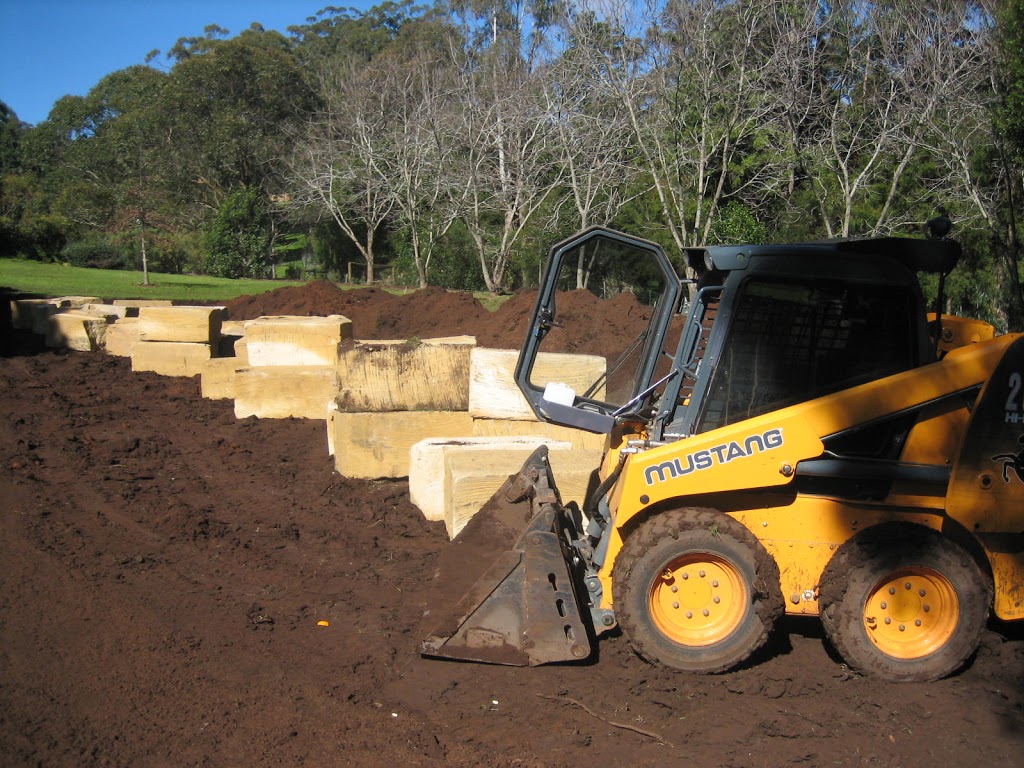 Faulkners Earthworks | 9619 New England Hwy, Geham QLD 4352, Australia | Phone: 0438 719 708