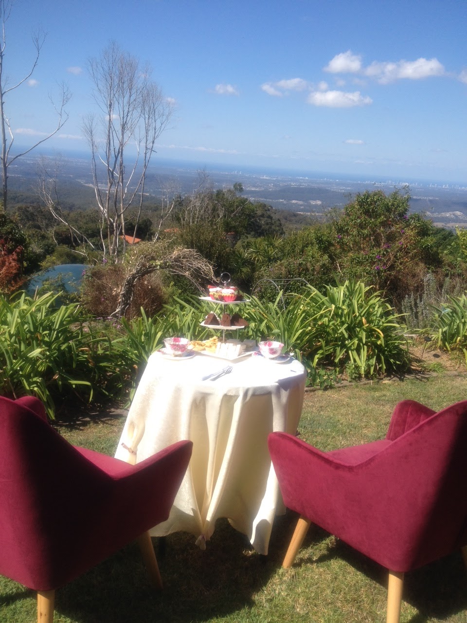 Blissage Day Spa | Terrigal, 37 Cliff Way, Tamborine Mountain QLD 4272, Australia | Phone: 0422 518 361