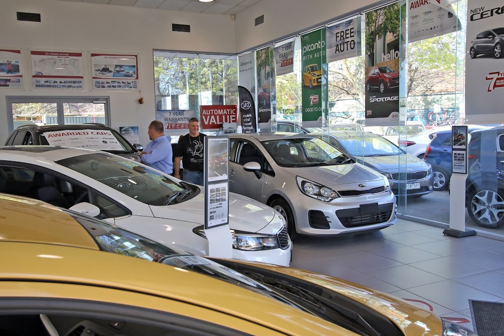 Blackburn Kia | car dealer | 135 Whitehorse Rd, Blackburn VIC 3130, Australia | 0398942244 OR +61 3 9894 2244