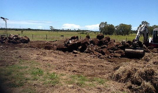 Hanlon Excavation and Demolition | 9 Paynes Rd, Alloway QLD 4670, Australia | Phone: 0427 597 055