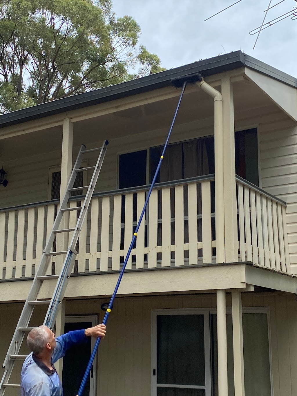 On Point Pressure Cleaning | 3 Thor St, Victoria Point QLD 4165, Australia | Phone: 0423 528 000