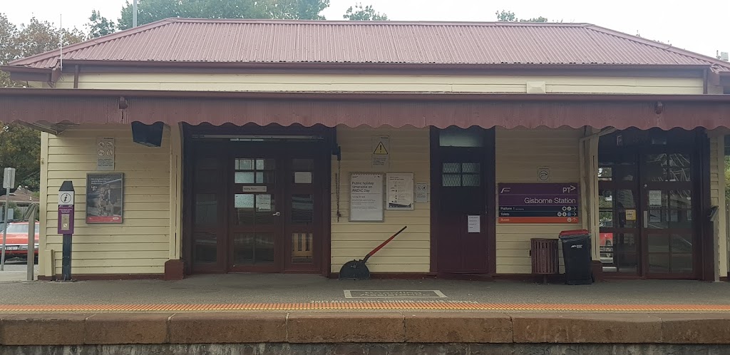 Gisborne Station | Station Rd, Gisborne VIC 3437, Australia | Phone: (03) 5428 2311
