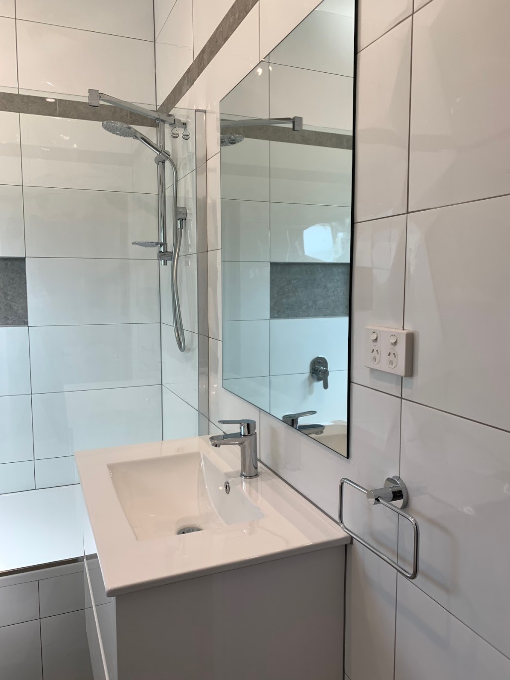 Berwick Bathroom Renovations | home goods store | 5 Russel Ave, Berwick VIC 3806, Australia | 0467719453 OR +61 467 719 453