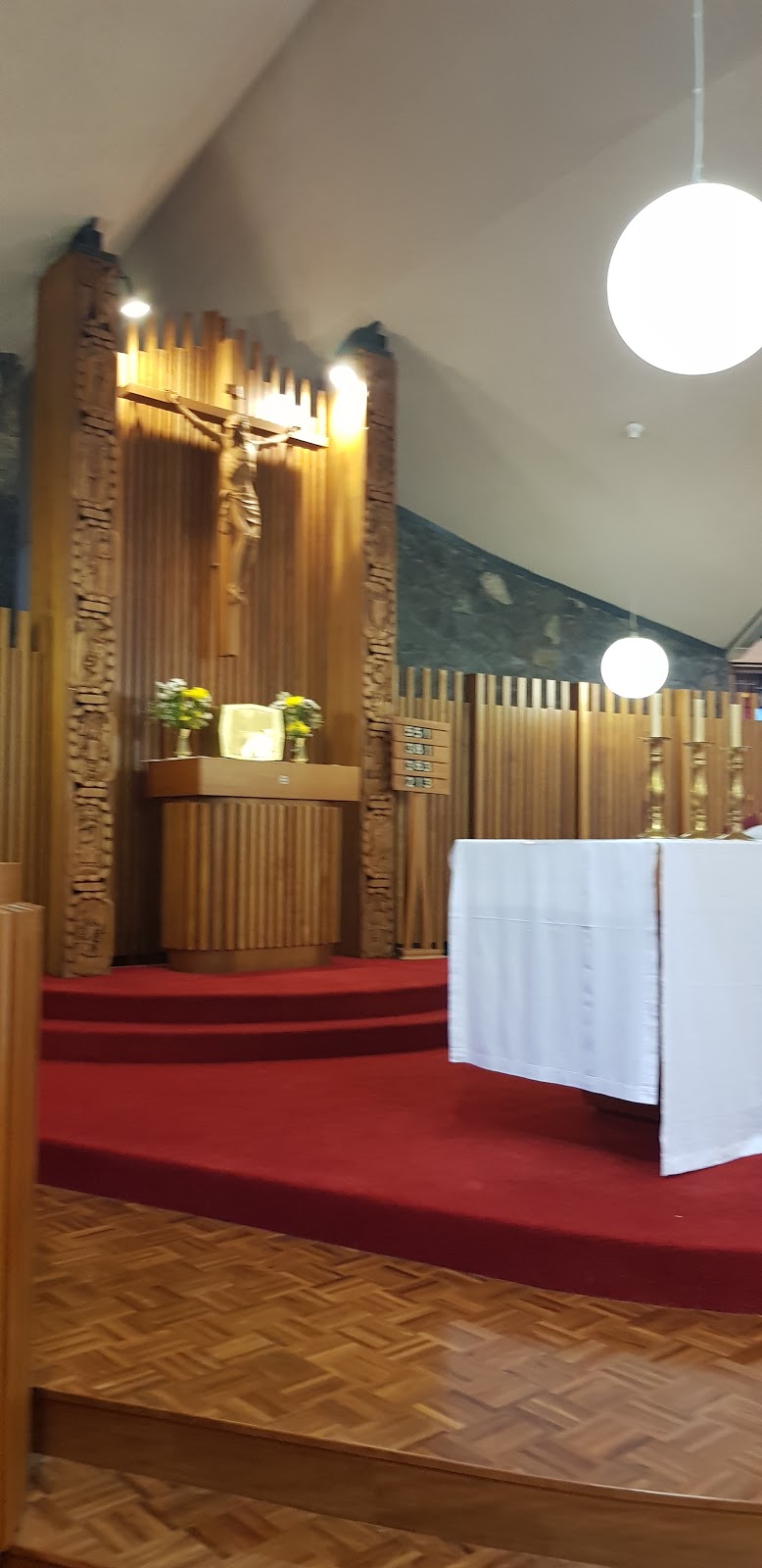 St Josephs Catholic Church, OConnor | church | 61 Boronia Dr, OConnor ACT 2602, Australia | 0262477070 OR +61 2 6247 7070