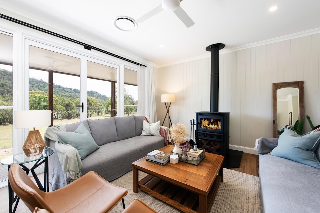 Lazy Frog Lodge | 49 Old Grattai Rd, Erudgere NSW 2850, Australia | Phone: 0411 789 862