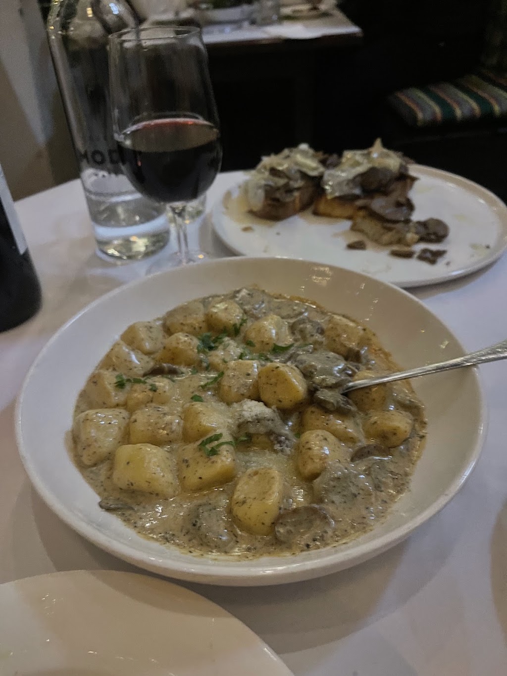 Caffè Roma | 9 Kellett St, Potts Point NSW 2011, Australia | Phone: (02) 9358 3578