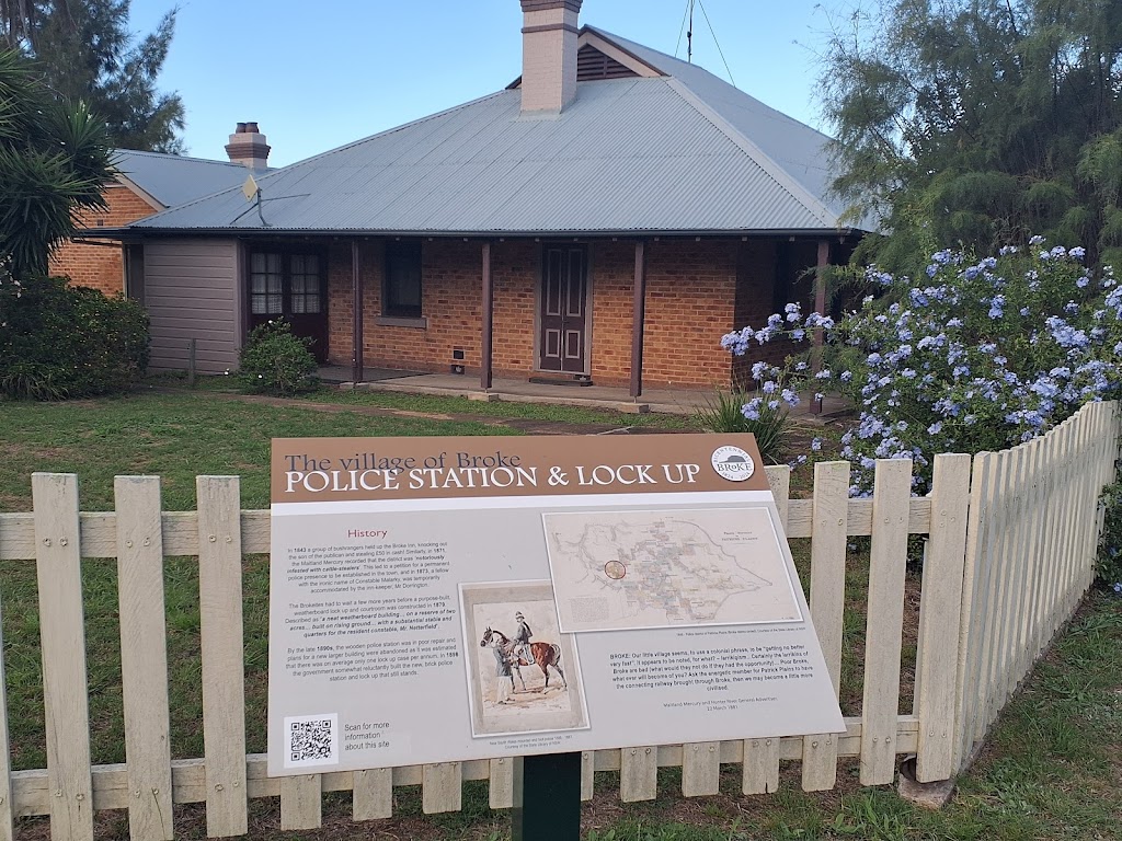 Singleton Council Tourism Sign | 4 Wollombi St, Broke NSW 2330, Australia | Phone: (02) 6578 7560