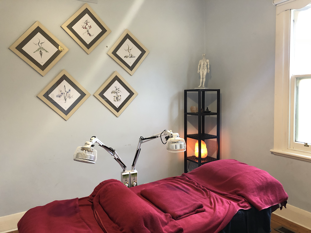 Acupuncture & TCM by Dr. Debby Cheung at Healing Pond Health Cen | doctor | 80 Dorking Rd, Box Hill North VIC 3129, Australia | 0398904439 OR +61 3 9890 4439