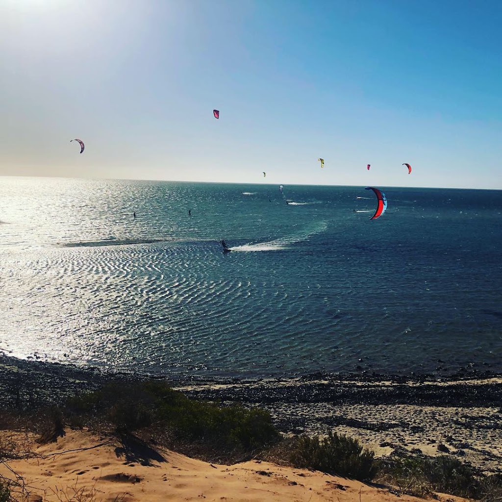 Shark Bay Kite Surfing | Nicholson Point, Denham WA 6537, Australia | Phone: 0407 896 453