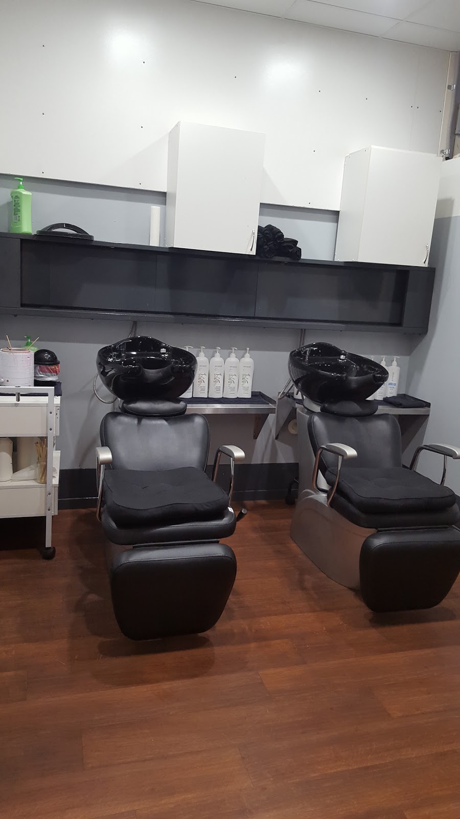 Melodys Hair Studio | 30 Willow St, Killarney QLD 4373, Australia | Phone: (07) 4664 1115