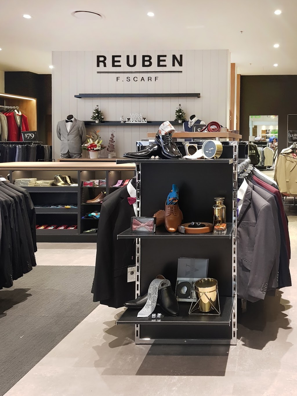 Reuben F Scarf Erina | clothing store | LEVEL 1 SHOP T104-106 ERINA FAIR, Erina NSW 2250, Australia | 0243089207 OR +61 2 4308 9207