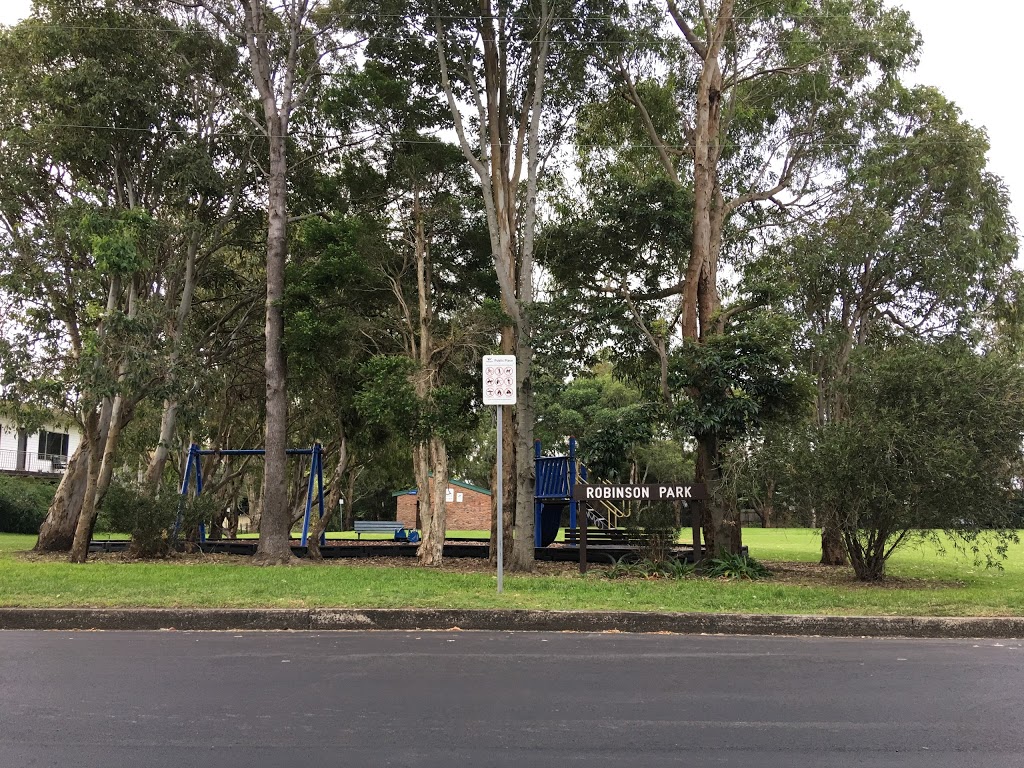Robinson Park | park | 6 Mountview Ave, Gwynneville NSW 2500, Australia