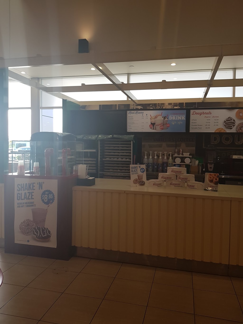 Krispy Kreme | bakery | Shell Travel Centre, Nudgee Rd, Nudgee QLD 4014, Australia | 0731803655 OR +61 7 3180 3655