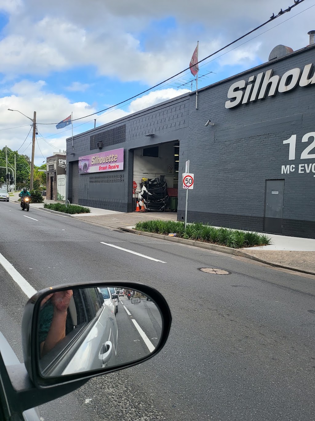 Silhouette Smash Repairs | 128-130 McEvoy St, Alexandria NSW 2015, Australia | Phone: (02) 9057 5050