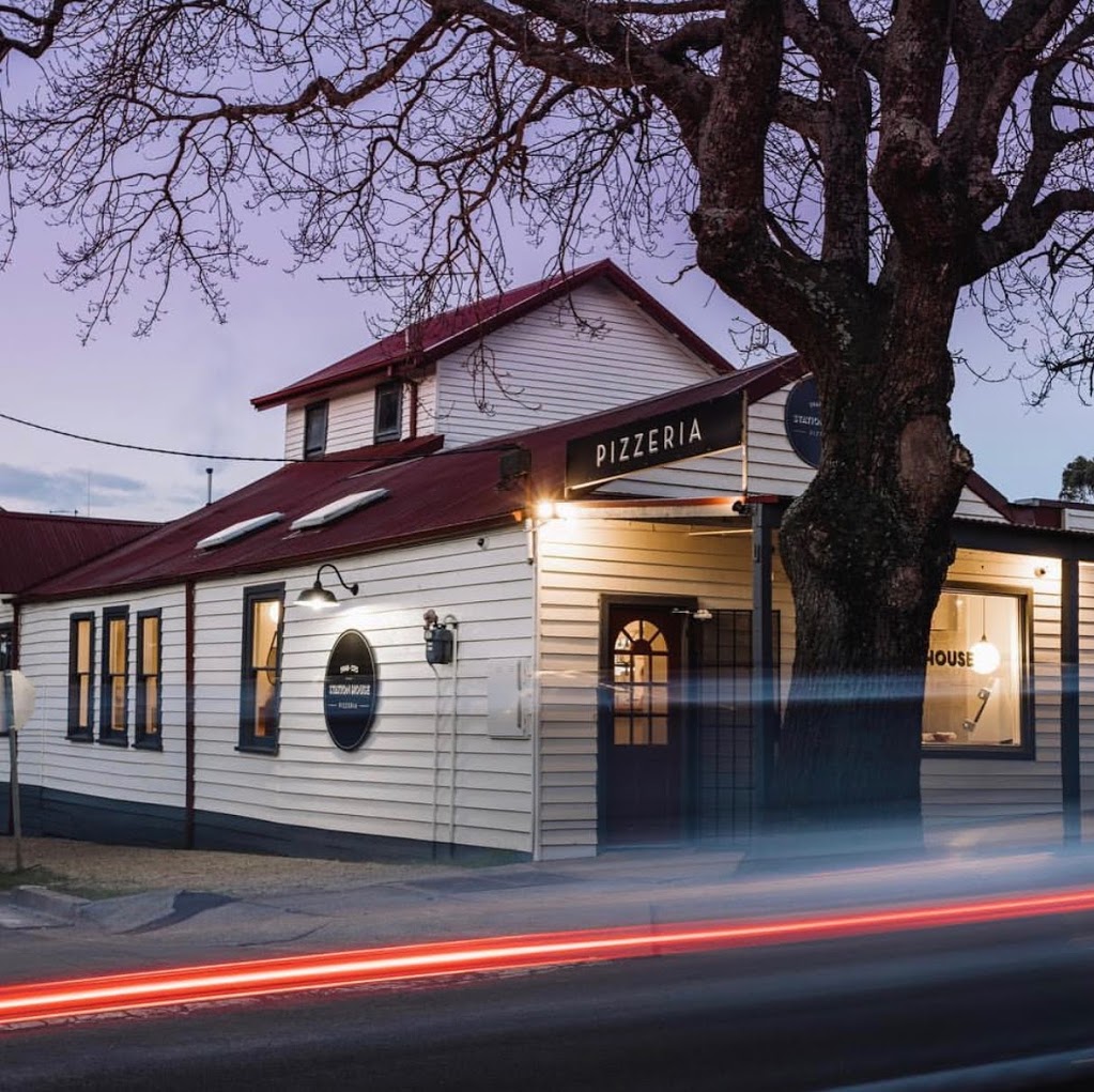 The Station House Gembrook | restaurant | 66 Main St, Gembrook VIC 3783, Australia | 0359681315 OR +61 3 5968 1315